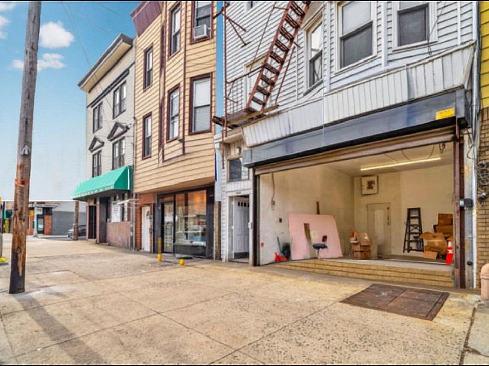 1st image of 1640 Bath Ave