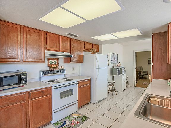 5th image of 12438 W Lariat Dr