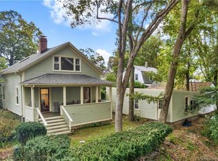 15 Woodbine St, Hamden, CT 06517