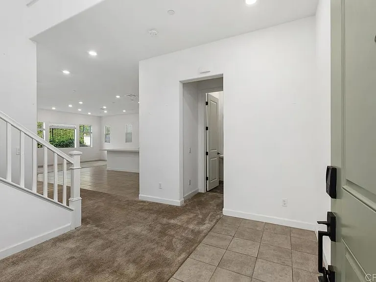 702 Westbrook Loop — Photo 36