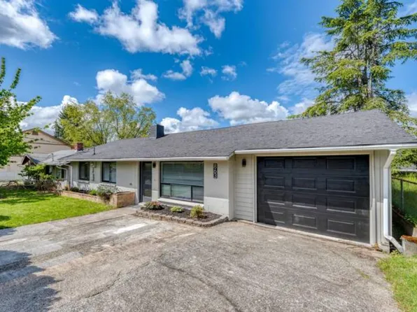 863 Pierce Ave NE, Renton, WA 98056