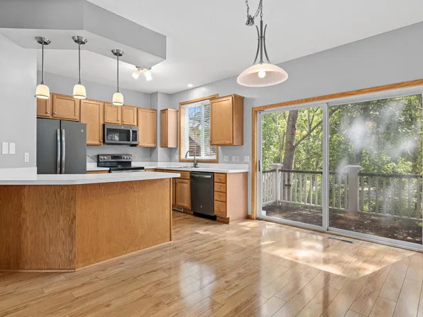 810 Trenton Ln N, Plymouth, MN 55441