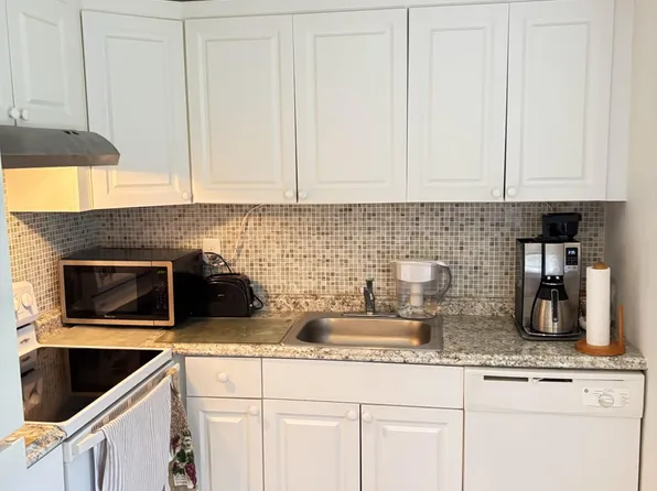 310 Piedmont Trl #G, Delray Beach, FL 33484