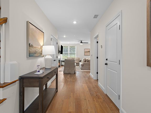 3rd image of 7 Ryan Road #C