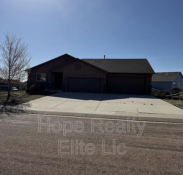 10931 Glen Canyon Dr — Photo 2