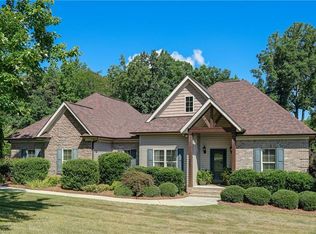 3021 Oak Ridge Rd, Oak Ridge, NC 27358