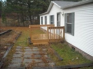 469 Lakeview Ln, Cameron, NC 28326