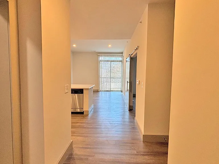The Whitfield — Photo 19