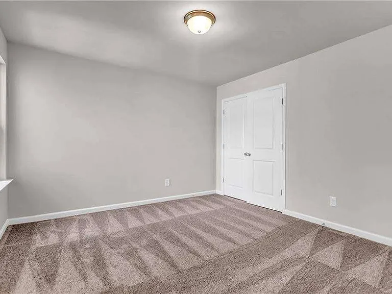 1575 Villageside Ct — Photo 11
