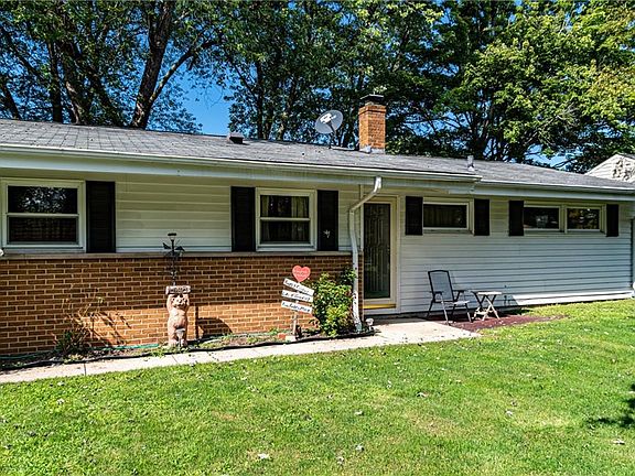 4th image of 8443 Hallnorth Dr