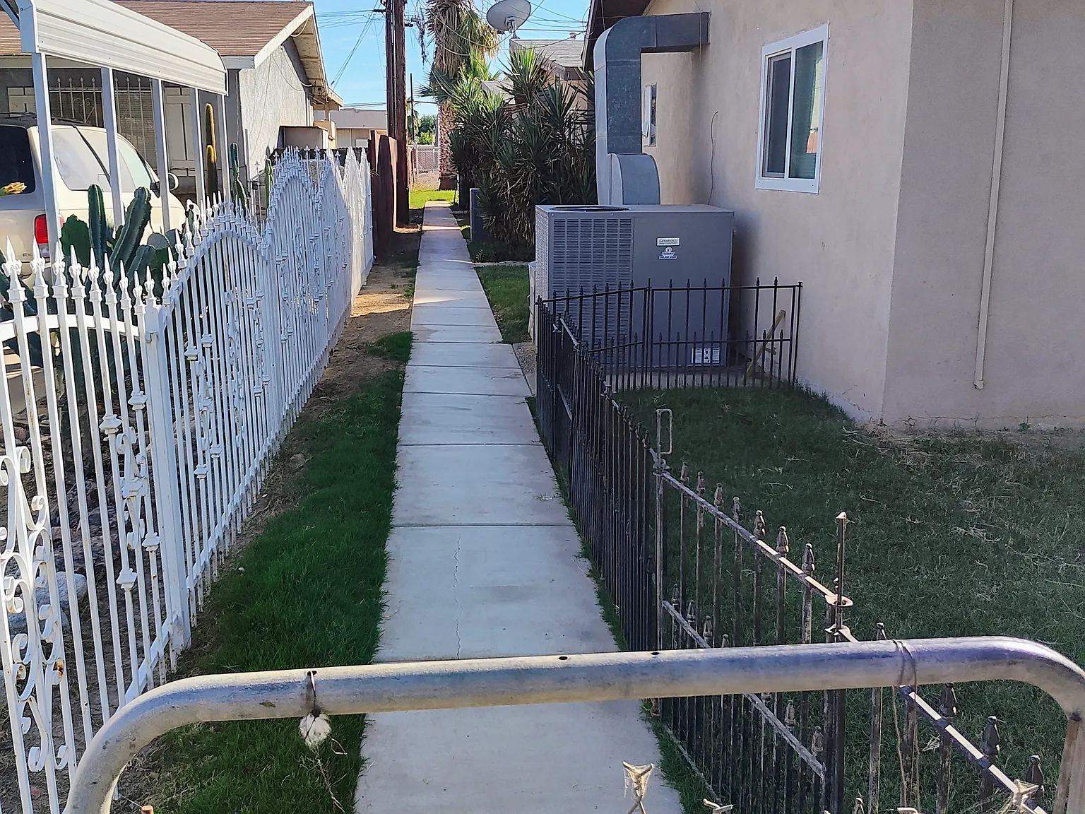 2 bed, 800 sqft, $1,200 — Photo 1