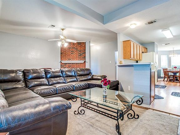 5th image of 1137 Weaver St