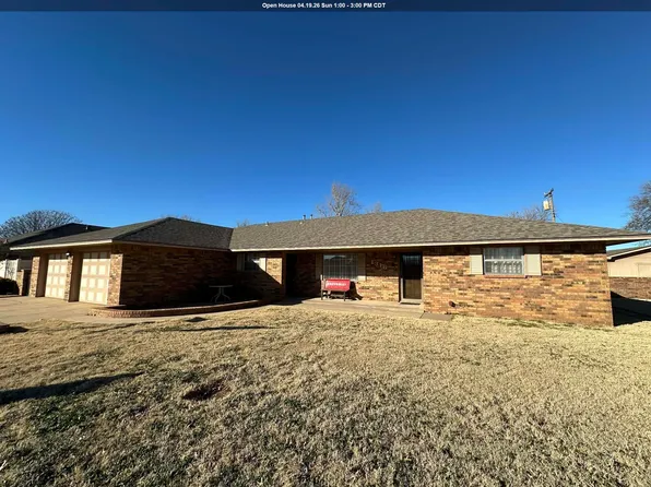 1316 Caudill Dr, Watonga, OK 73772