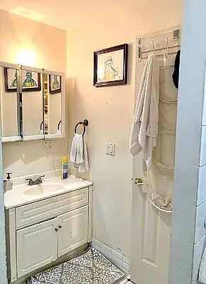 Rented by Compass | media 8