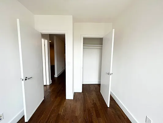 Rented by EastMount Realty LLC | media 10