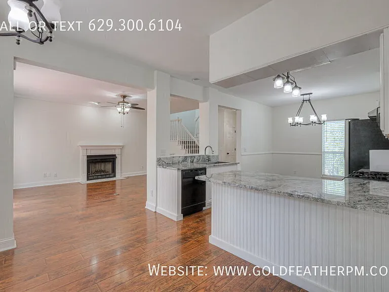 5888 Woodlands Ave — Photo 19