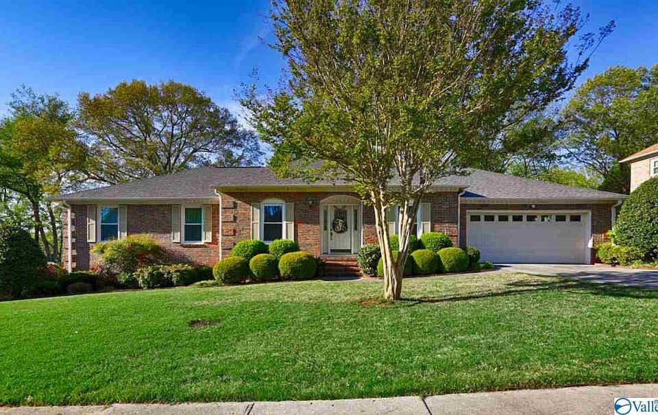 1st image of 16014 Michelle Dr SE