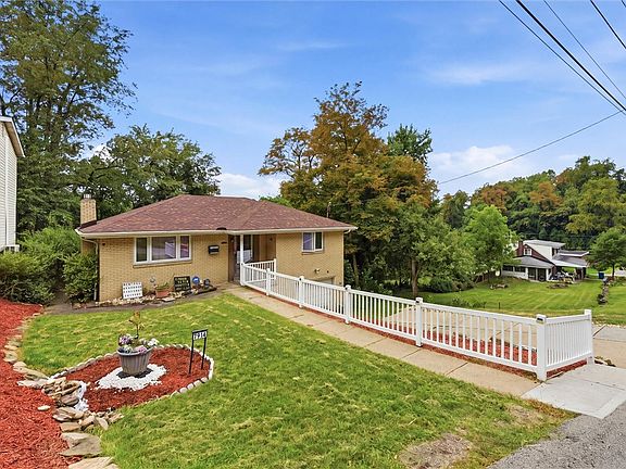 2nd image of 7916 Orlan Pl