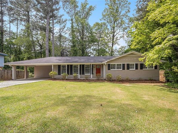 2771 Dresden Trl, East Pt, GA 30344