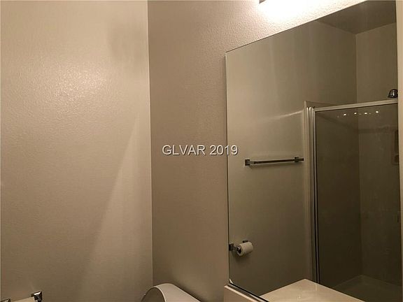 4th image of 9149 Weeping Hollow Ave #0