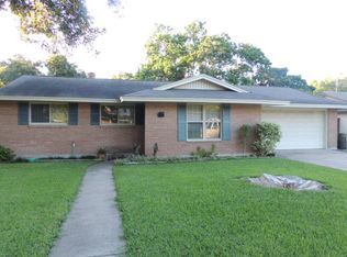 401 Sunnydale Dr, Port Lavaca, TX 77979