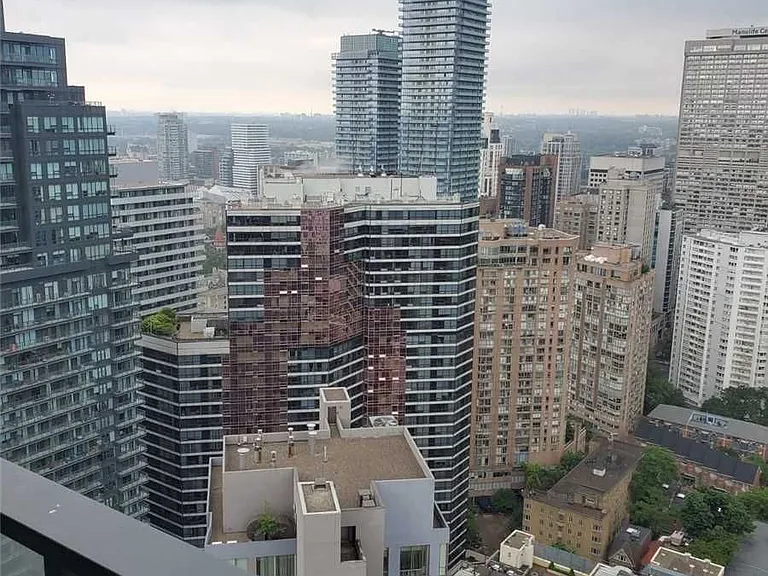 11 Wellesley St W #3910 — Photo 11