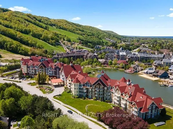 220 Gord Canning Dr #281/279, The Blue Mountains, ON L9Y 1C2