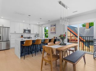 52 W Emerson St #6, Melrose, MA 02176