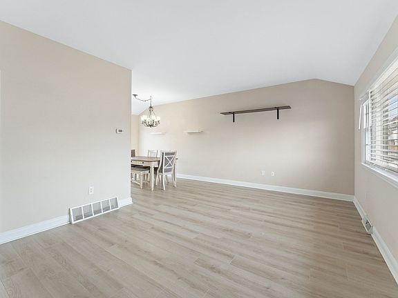 4th image of 74 Clement Dr