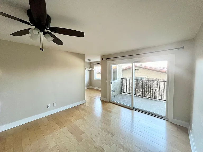 836 W Pennsylvania W #205 — Photo 6