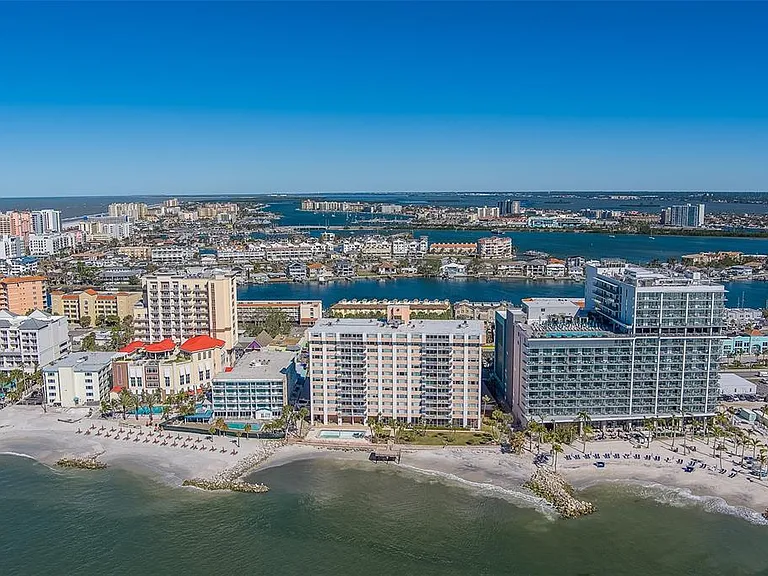 675 S Gulfview Blvd #Penthouse 1 — Photo 40
