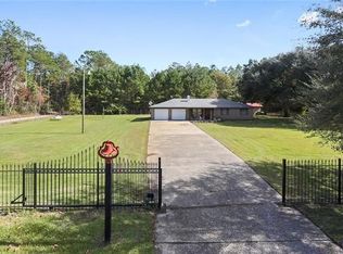 61250 Honeybee Rd, Slidell, LA 70460