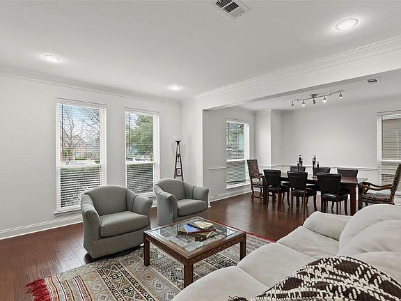 5th image of 2743 Brookside Ln