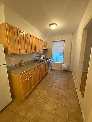 1st image of 2381 85th St #1R