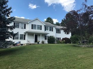 2 Wayland Way, Rock Tavern, NY 12575