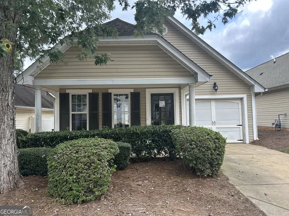 138 Highland Falls Dr, Hiram, GA 30141