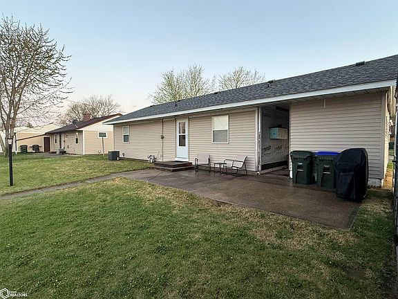3rd image of 2102 Avenue B