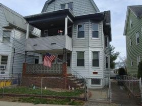 334 N 8th St, Haledon, NJ