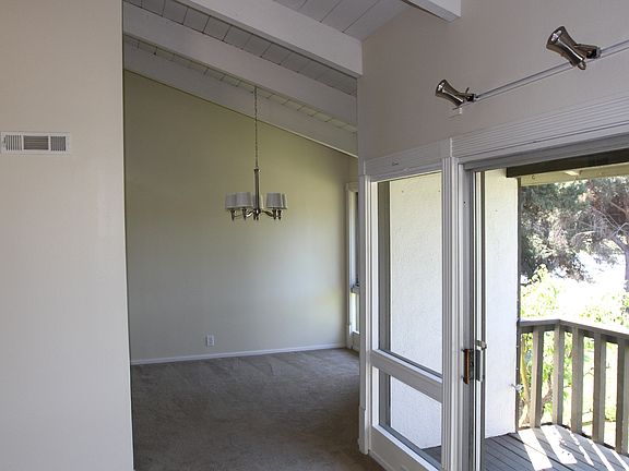 Kitchen Nook/Dinning Room