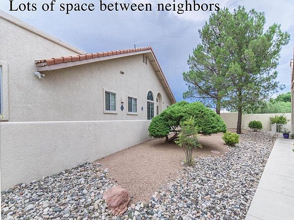 4th image of 482 S Sawmill Gardens Dr #44