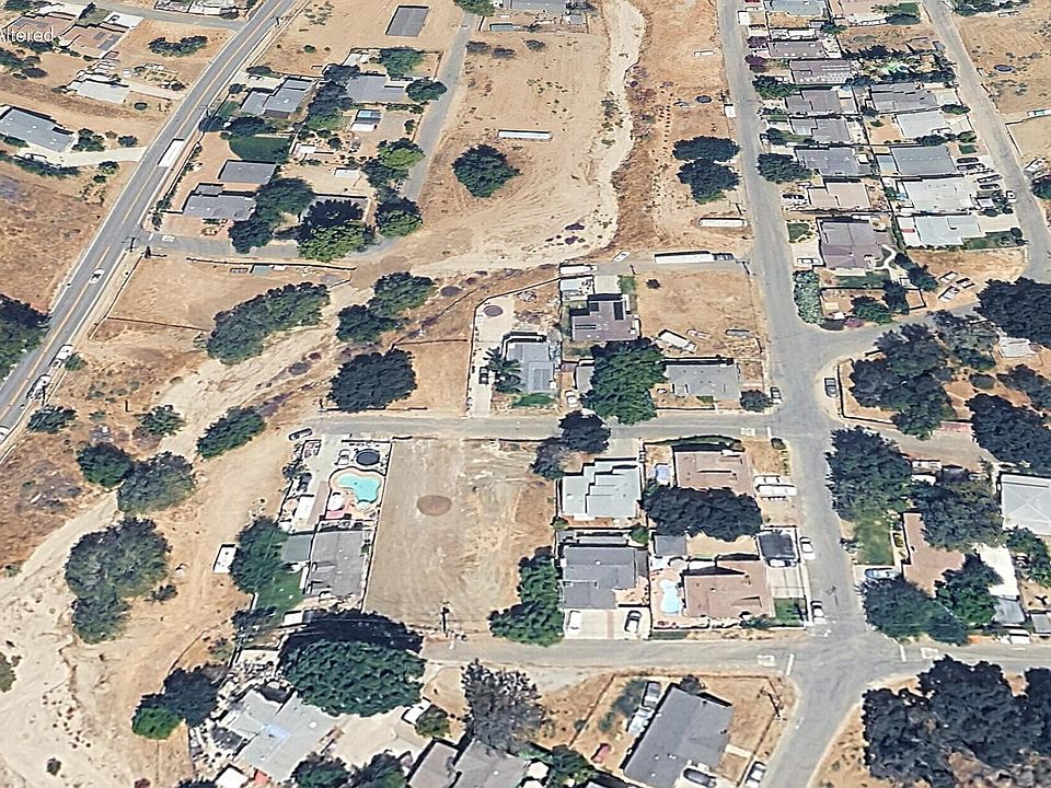 2nd image of Hayes St