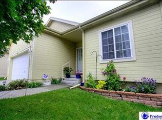 14804 Camden Ct, Omaha, NE 68116