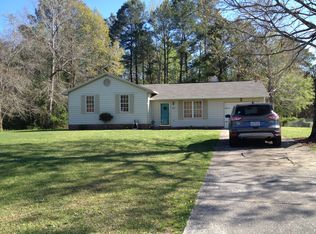 202 Carolina Dr, Jacksonville, NC 28546