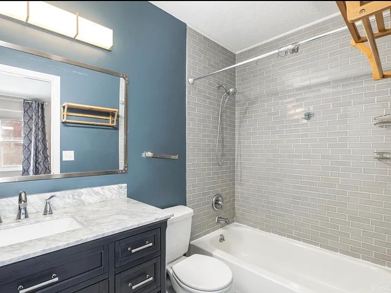 2133 Deerfield Pl #2 — Photo 17
