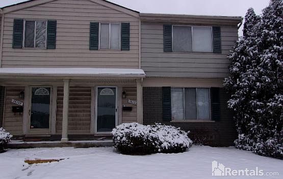 1st image of 26732 Franklin Pointe Dr #1