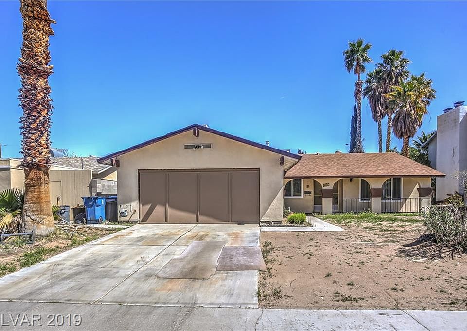 1st image of 700 N Torrey Pines Dr