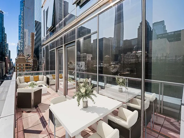 7 W 57th St, New York, NY