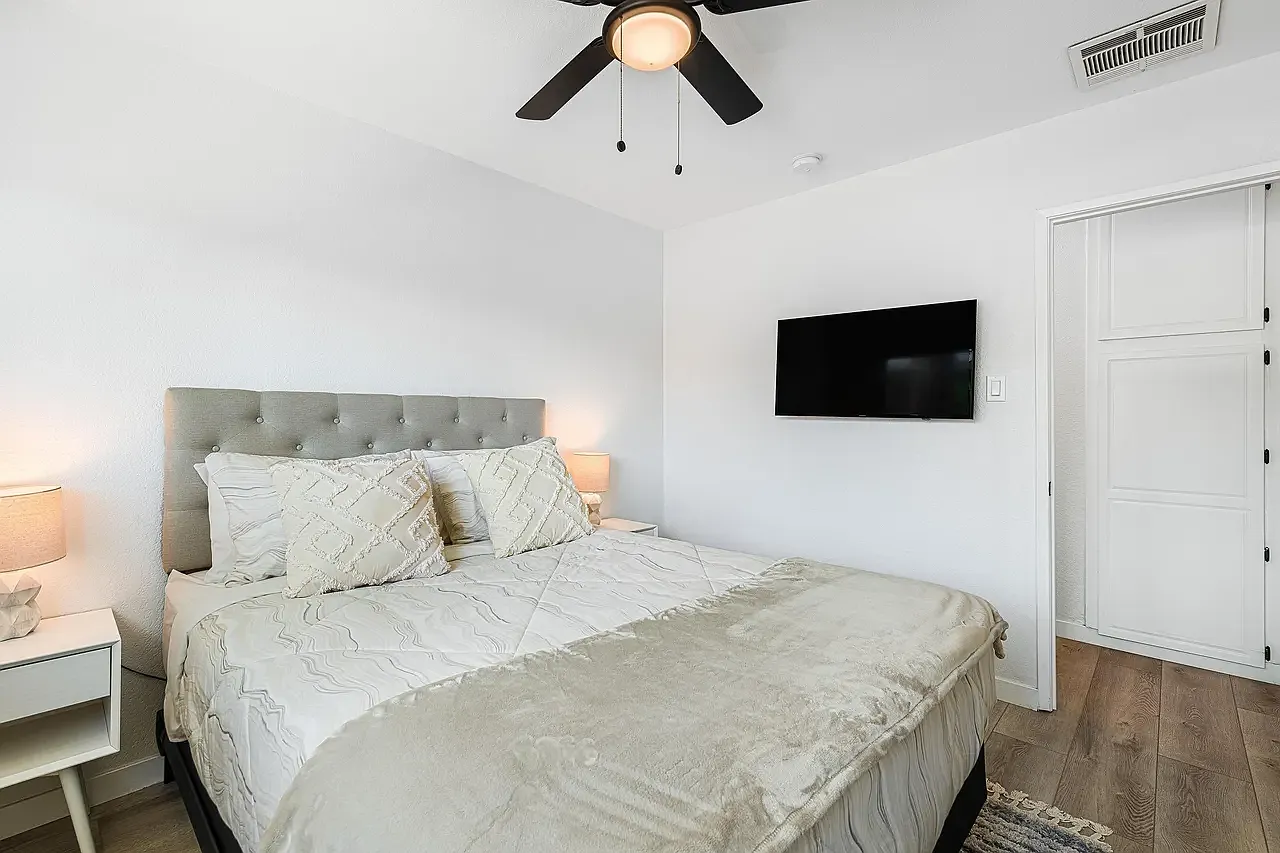 3 bed, $4,500 — Photo 4