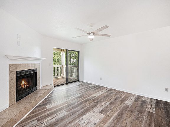 Living area (fireplace not active)