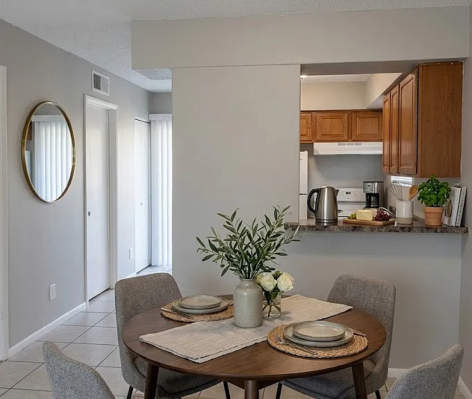 2426 E Waltann Ln — Photo 1